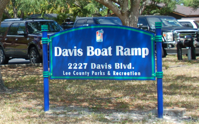 Davis Boat Ramp (Lee County North, Caloosahatchee River)